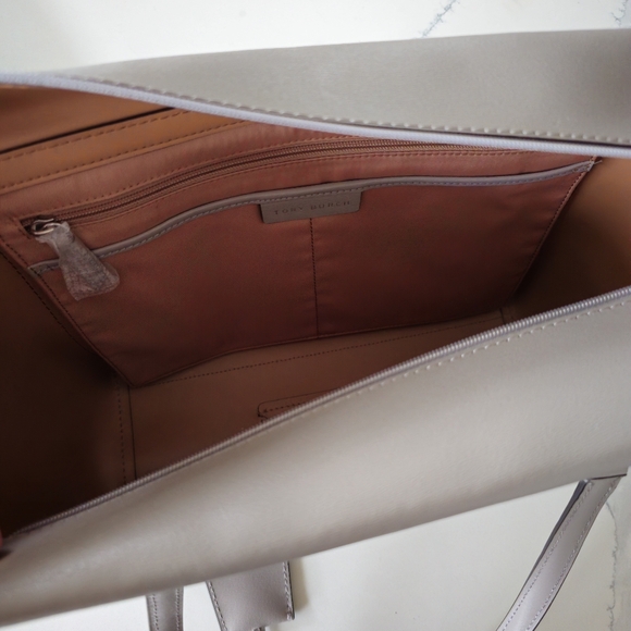 Brand New Tory Burch Bag - Picture 5 of 6